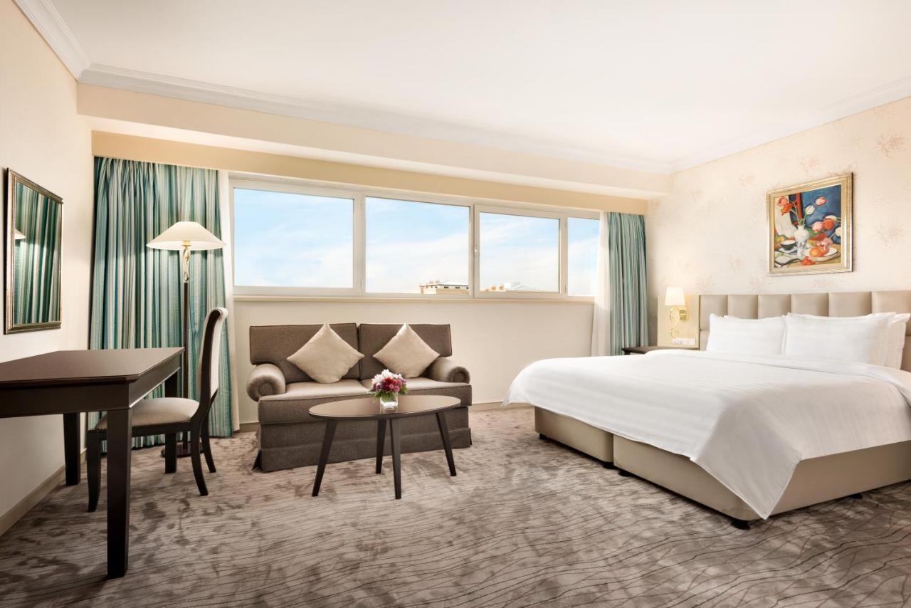 Hotel Wyndham Taszkent Zewnętrze zdjęcie