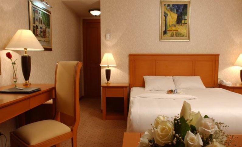 Hotel Wyndham Taszkent Zewnętrze zdjęcie
