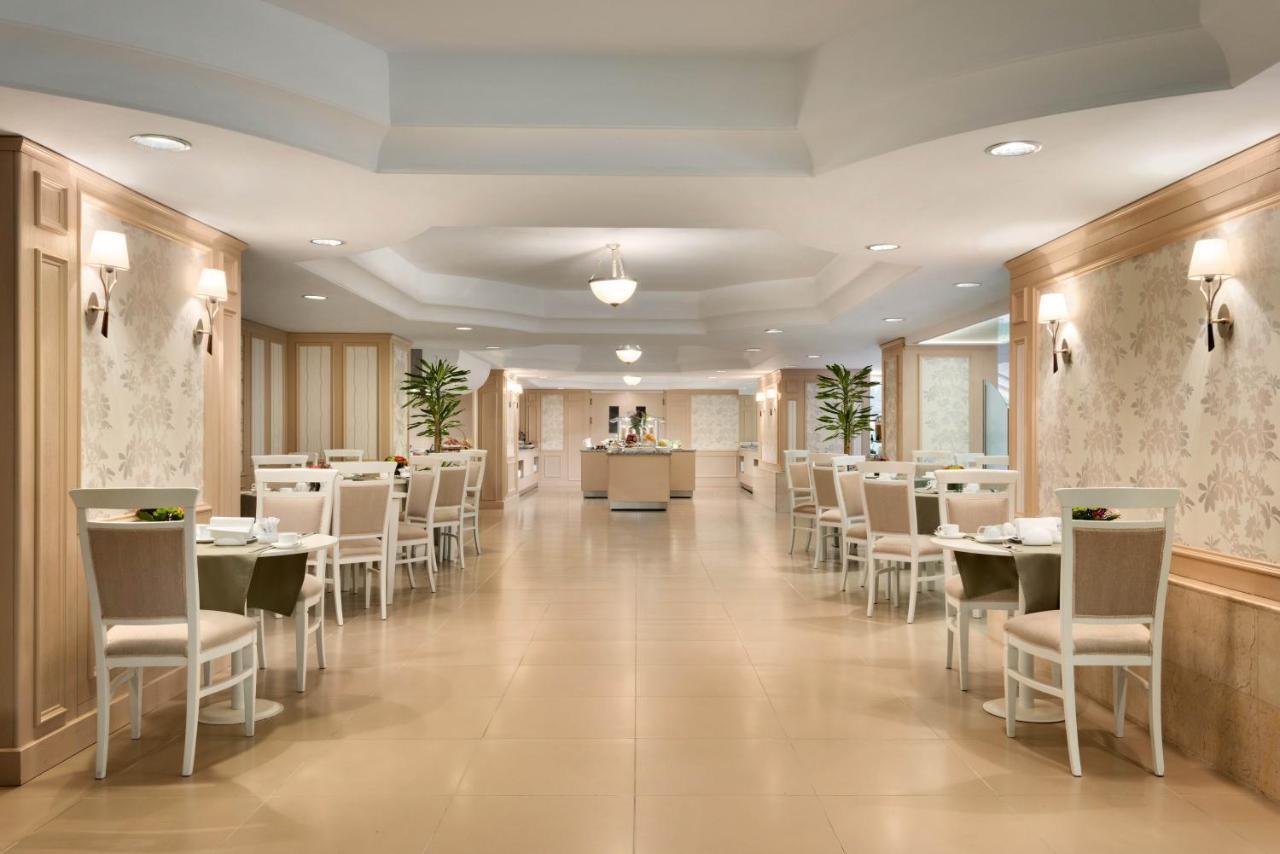 Hotel Wyndham Taszkent Zewnętrze zdjęcie